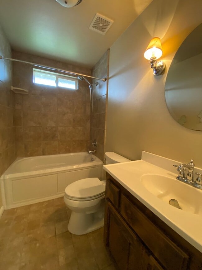 Building Photo - REDUCED!!! Beautiful (Secluded) 3 bedrooom...