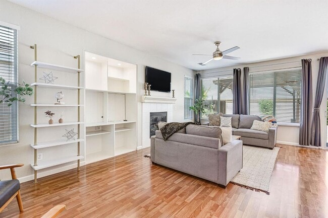 Building Photo - Adorable 3 bedroom 2 bath home
