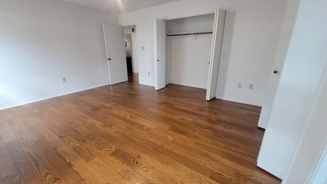 Building Photo - Convenient in Keene