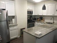 Building Photo - 125 Montgomery Ave