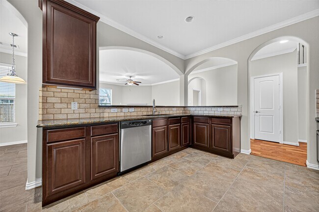 Building Photo - 211 New Harmony Trail