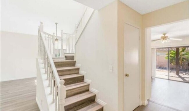 Building Photo - 1141 Vía Antibes