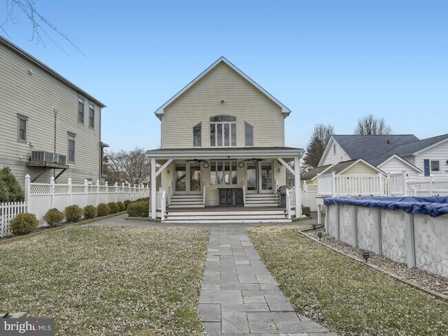 Building Photo - 107 Bayside Dr