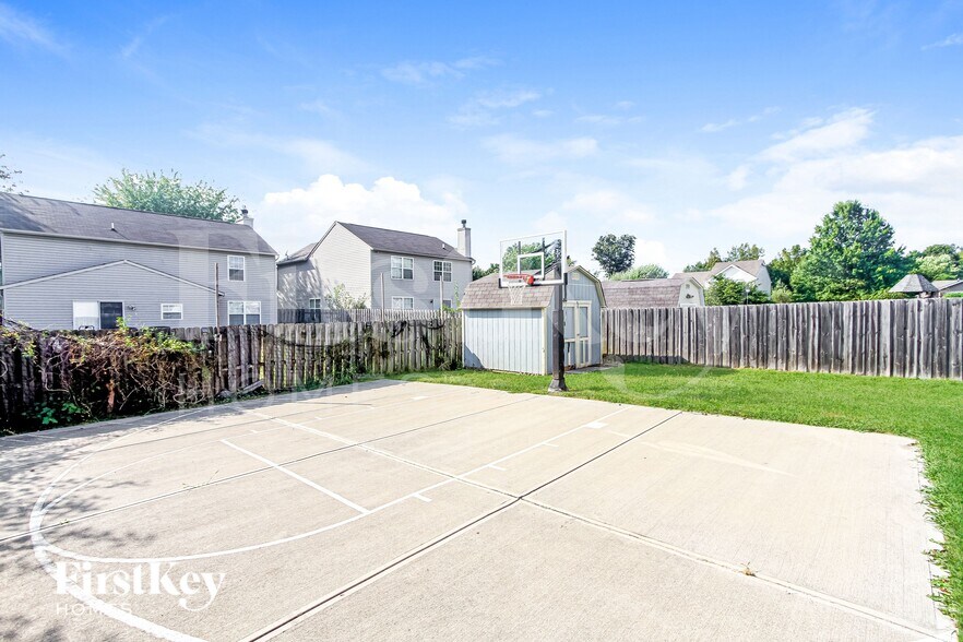 Building Photo - 2814 Rothe Ln