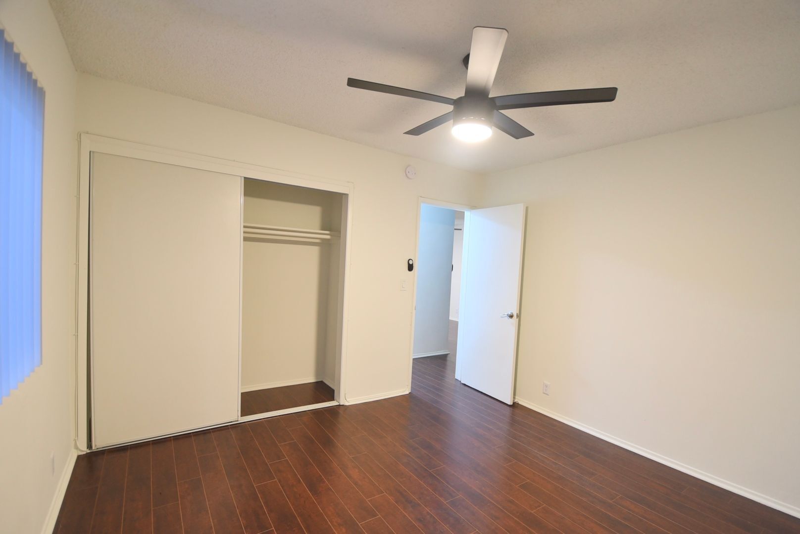 Building Photo - 10745 Hortense St