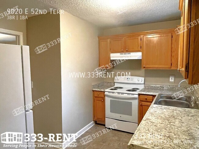 Building Photo - 9020 E 52 Terrace