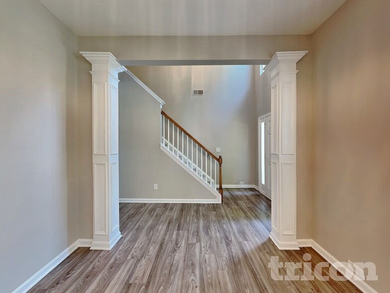 Building Photo - 510 Rook Rd