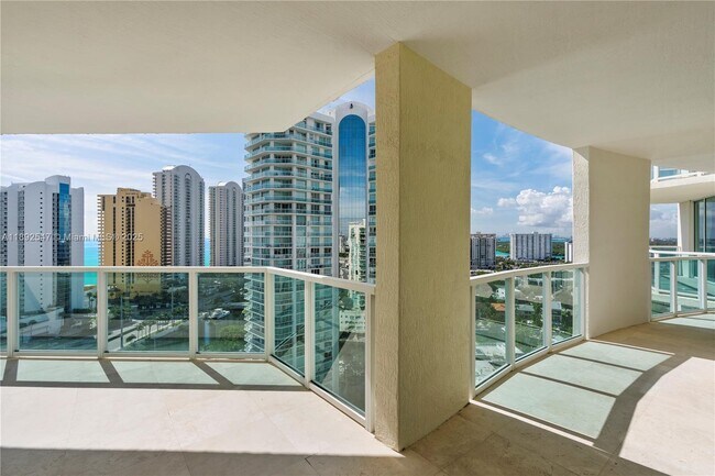 Building Photo - 200 Sunny Isles Blvd
