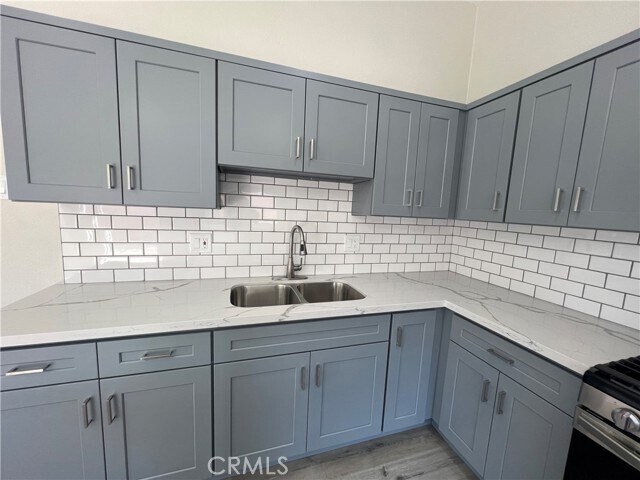 Building Photo - 1517 S Diamond St