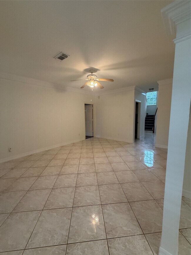 Building Photo - 4163 Surreydon Dr