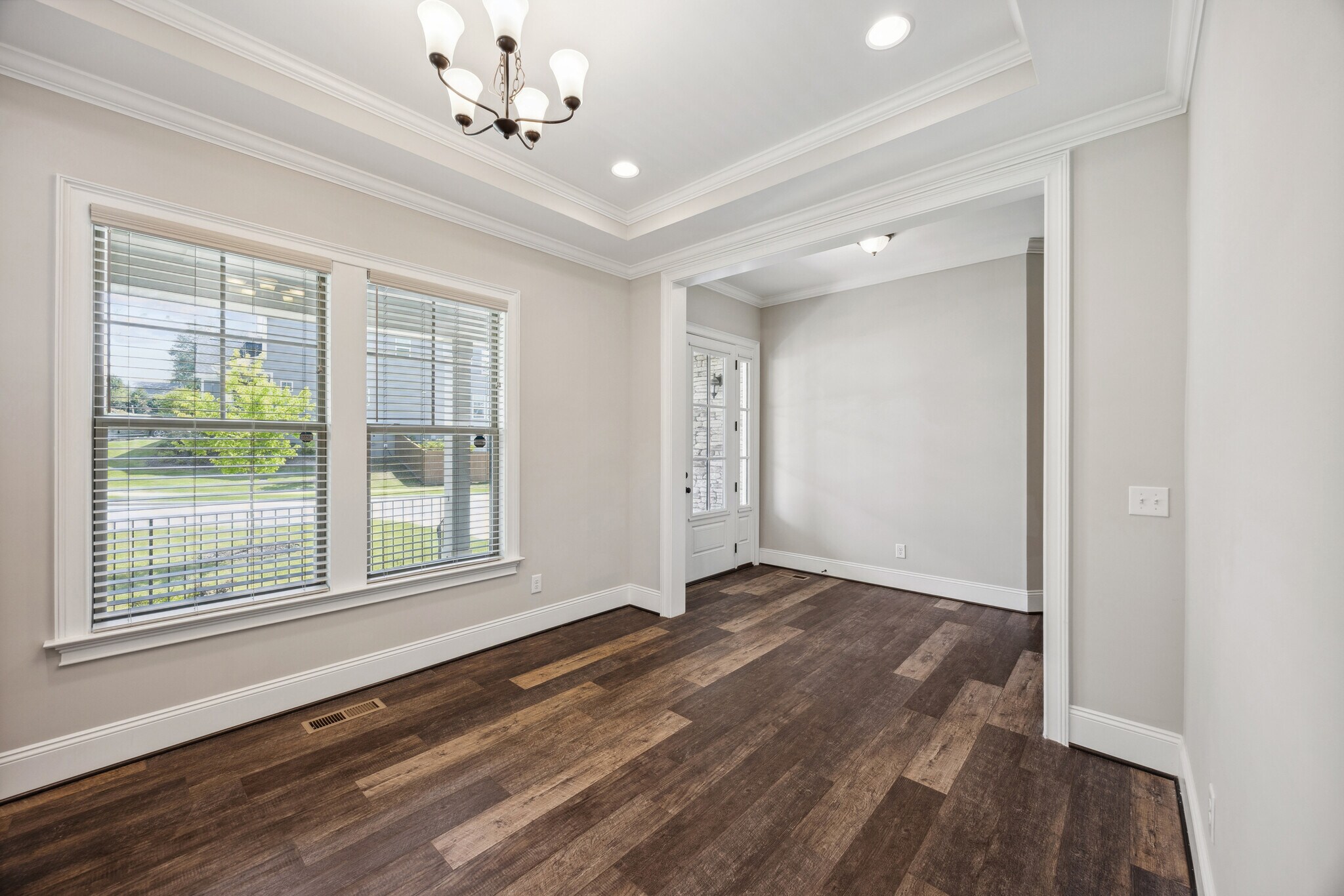 Building Photo - 405 Gilpin Way