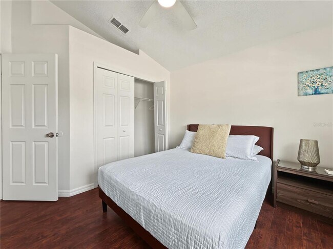 Building Photo - 8105 Santee Dr