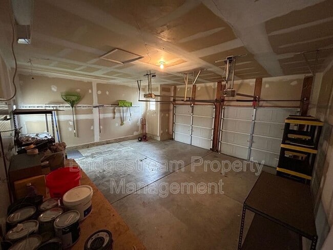 Building Photo - 4448 Forest Ridge Blvd