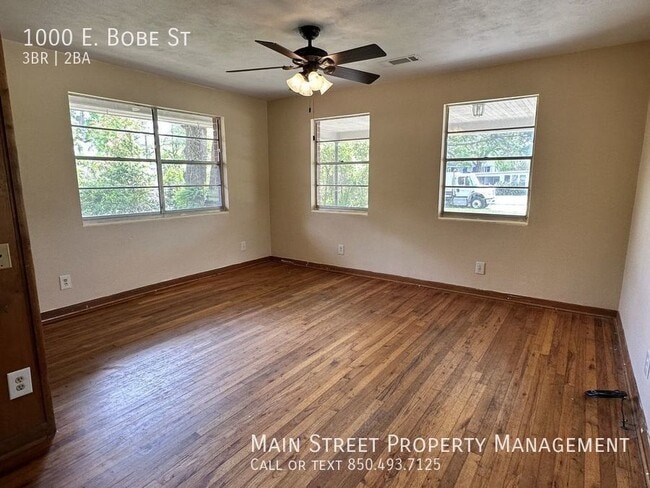Building Photo - 1000 E Bobe St