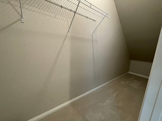 Building Photo - Gorgeous 2 Story Home in Gated Community!