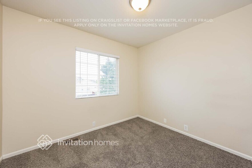 Building Photo - 6139 Miramont St