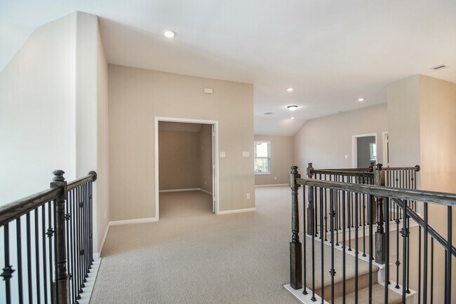 Building Photo - 2246 Camden Arbor Trl