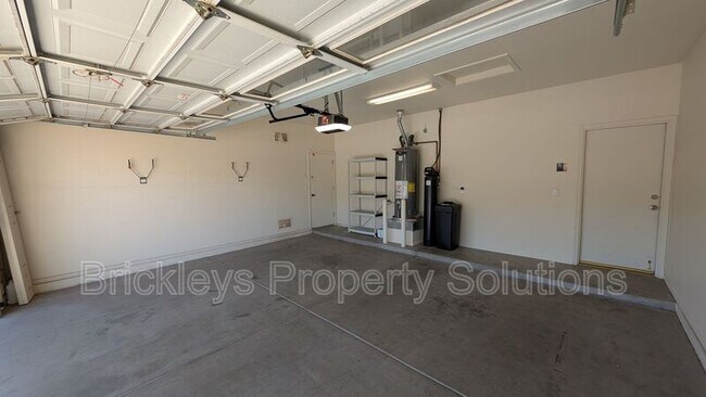 Building Photo - 4236 E Oxford Ln
