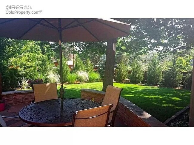 Building Photo - Stunning 4 bed, 2 bath Boulder Home Near Chautauqua! Available July 5th!