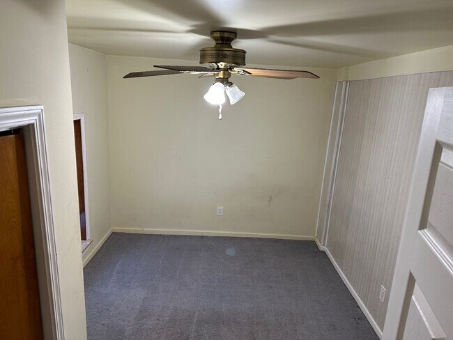 Building Photo - MGAM-MI-Andersonville Rd