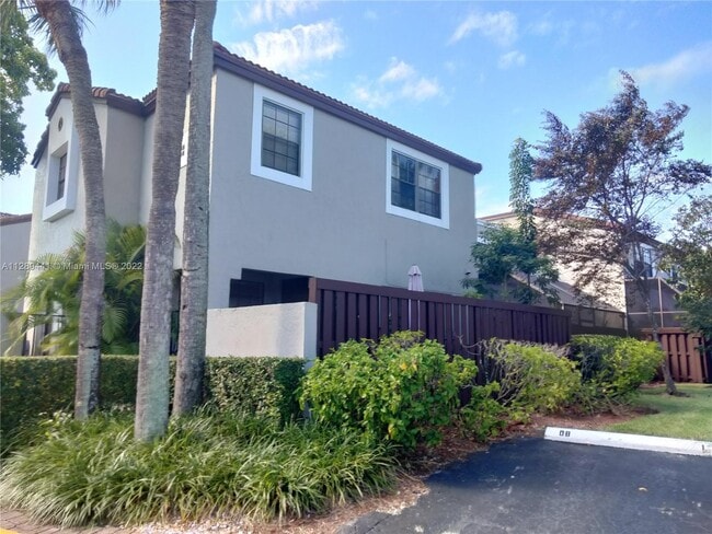 Building Photo - 10520 SW 153rd Ct