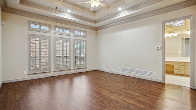 Building Photo - 104 Stonehaven Ct