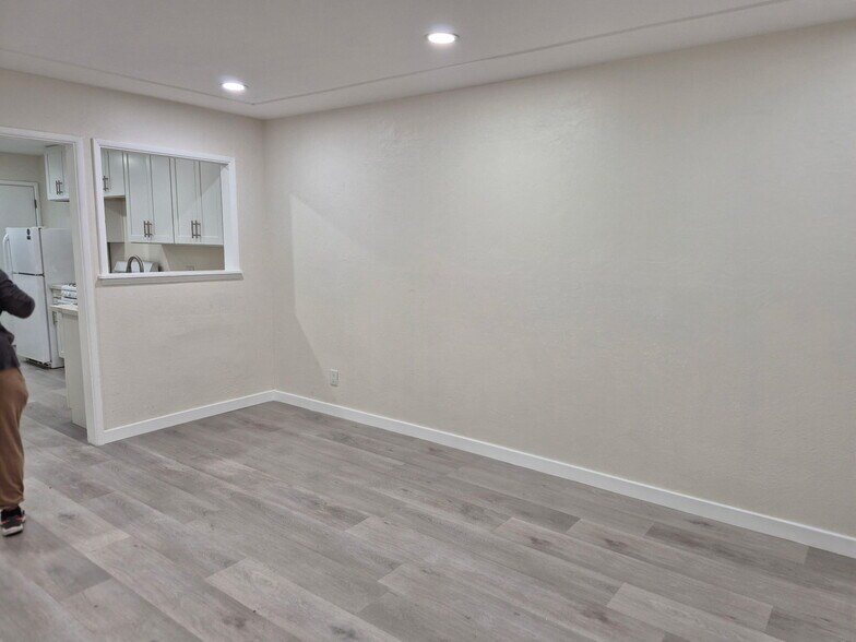 Building Photo - 2904 N 1st St