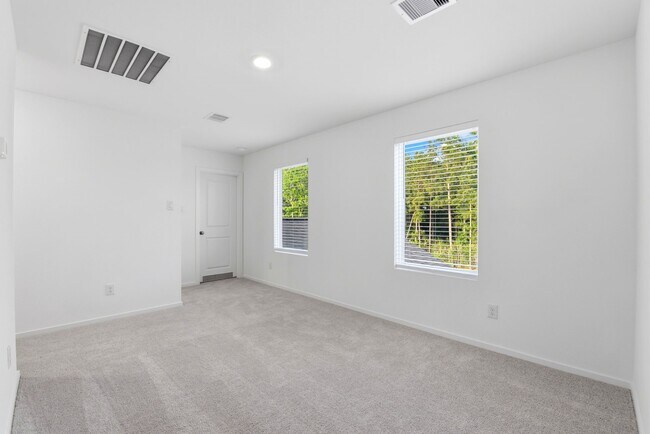 Building Photo - 15219 Abella Dr