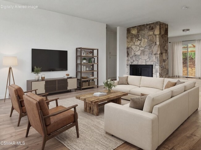 Building Photo - 2485 E Hillcrest Dr