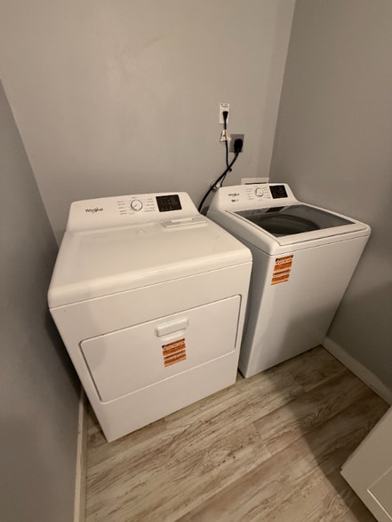 Building Photo - 1107 SW Coast Hwy