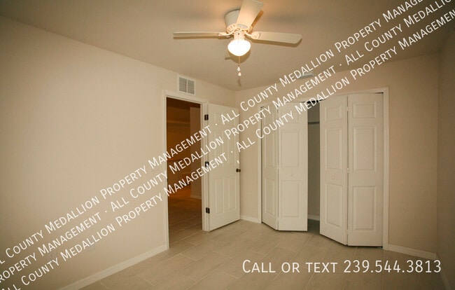 Building Photo - 1313 SE 8th Pl