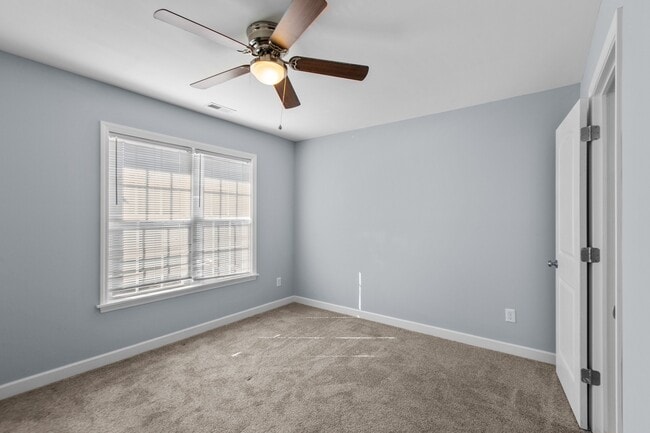 Building Photo - 1533 Pinebrook Court