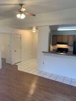 Building Photo - 2704 Wakefield Dr