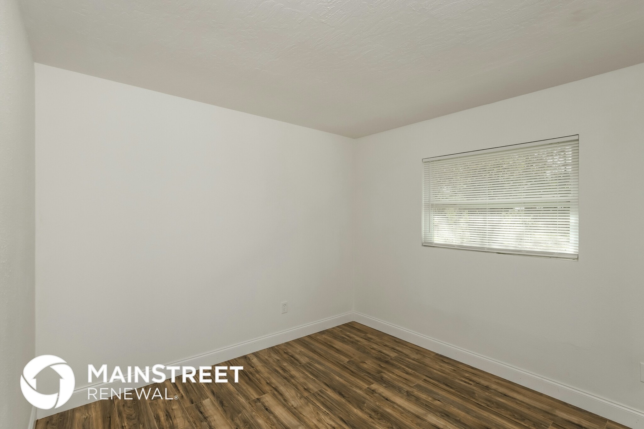 Building Photo - 764 Gelaso St SW