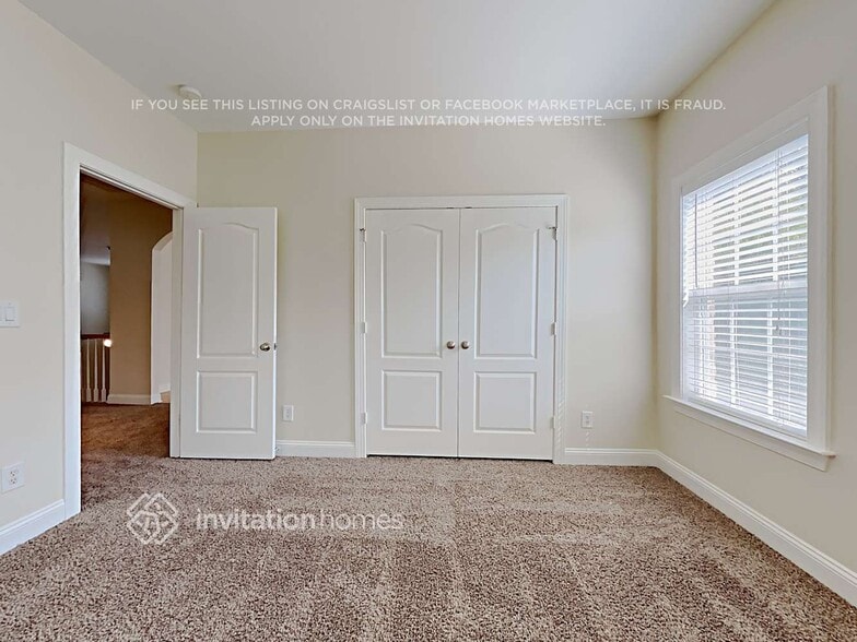 Building Photo - 2104 Madeira Cir