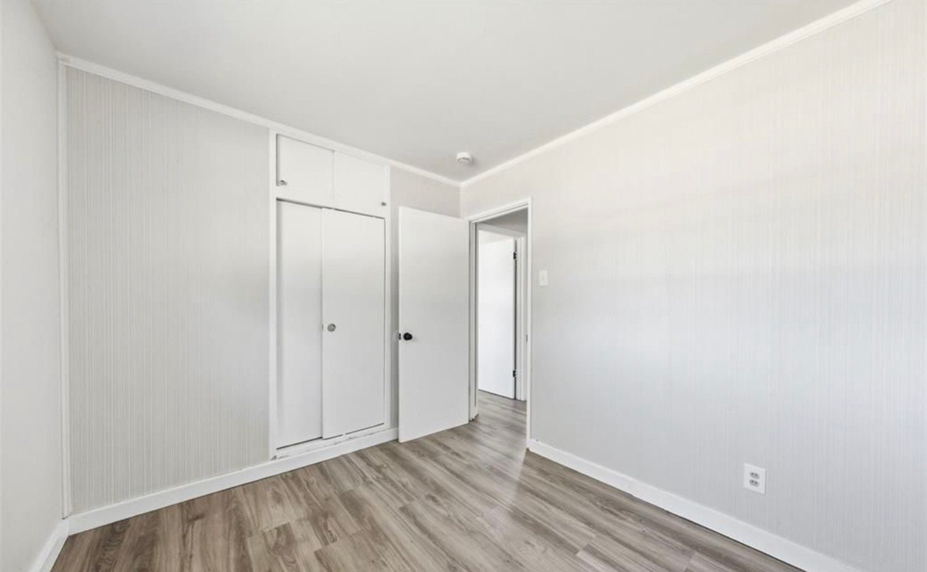 Building Photo - 9828 Omega Dr