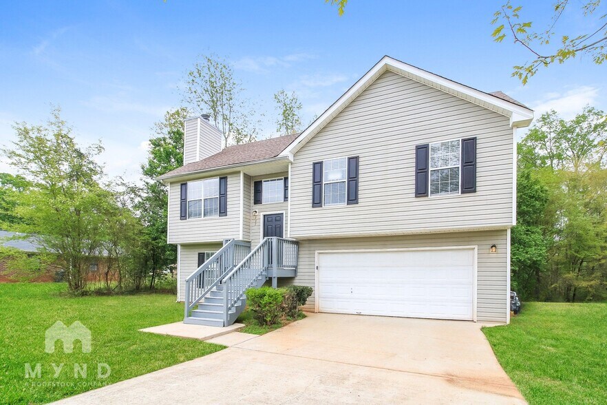 Building Photo - 737 Lilac Dr