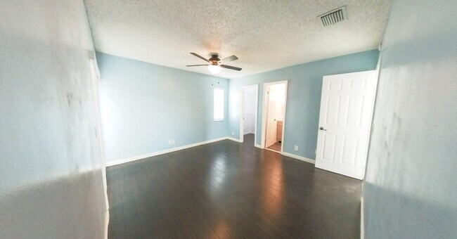 Building Photo - 1103 Harmony Way