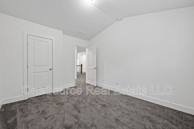 Building Photo - 5350 Brooklands Dr