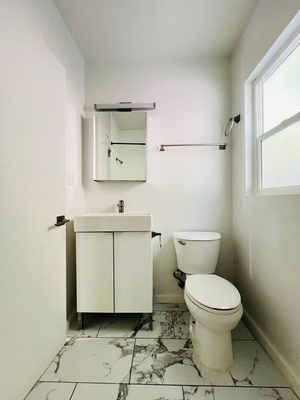 Building Photo - 5525 Harold Way