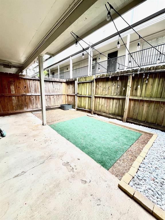 Building Photo - 12633 Memorial Dr