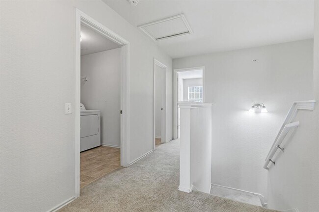 Building Photo - 7409 Elk Pass Dr