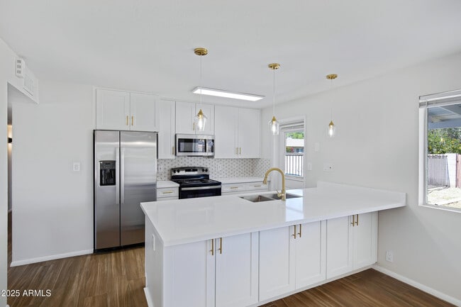 Building Photo - 8426 E Monterey Way