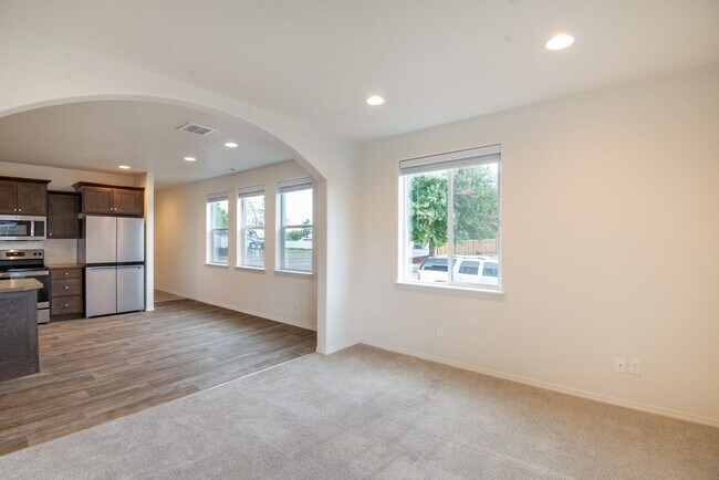Building Photo - Heathwood - VPM484650H-6