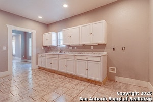 Building Photo - 940 SW 36th St
