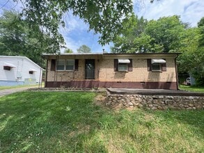Building Photo - Available to show 7/13/26!