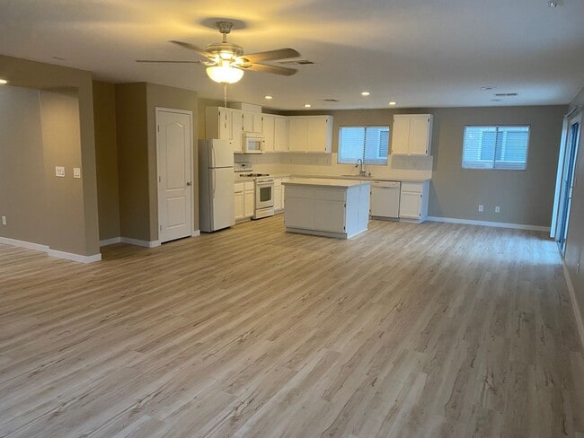 Building Photo - 3408 Conterra Park Ave