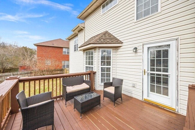 Building Photo - 7028 Sugarplum Rd