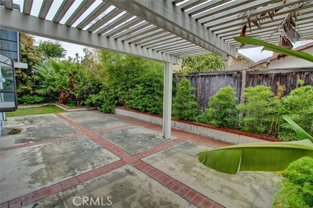 Building Photo - 8 Sparrowhawk