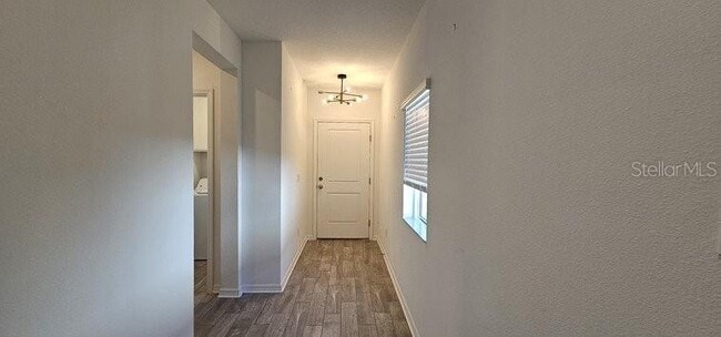 Building Photo - 1992 Sunset Preserve Wy